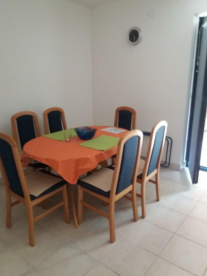 Apartman Koren Malinska Εξωτερικό φωτογραφία