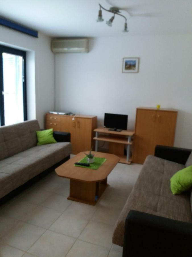 Apartman Koren Malinska Εξωτερικό φωτογραφία